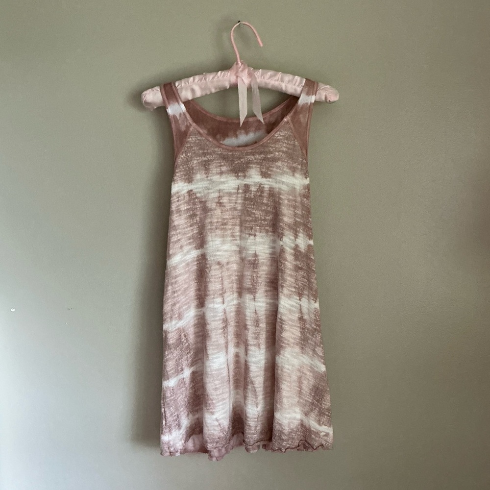 Tie-Dye Sleeveless Top Boho soft Casual Style in Pink & white, NWT small/medium